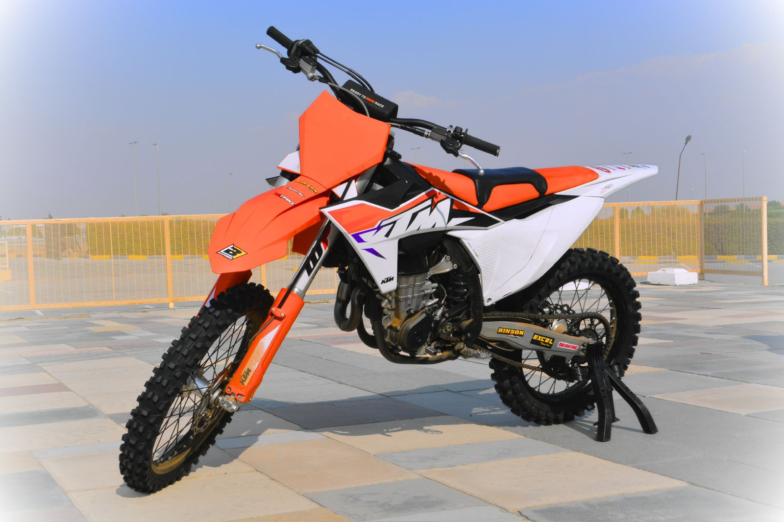 450cc Dirt Bike Rental Dubai | Adult Motocross & Desert Riding